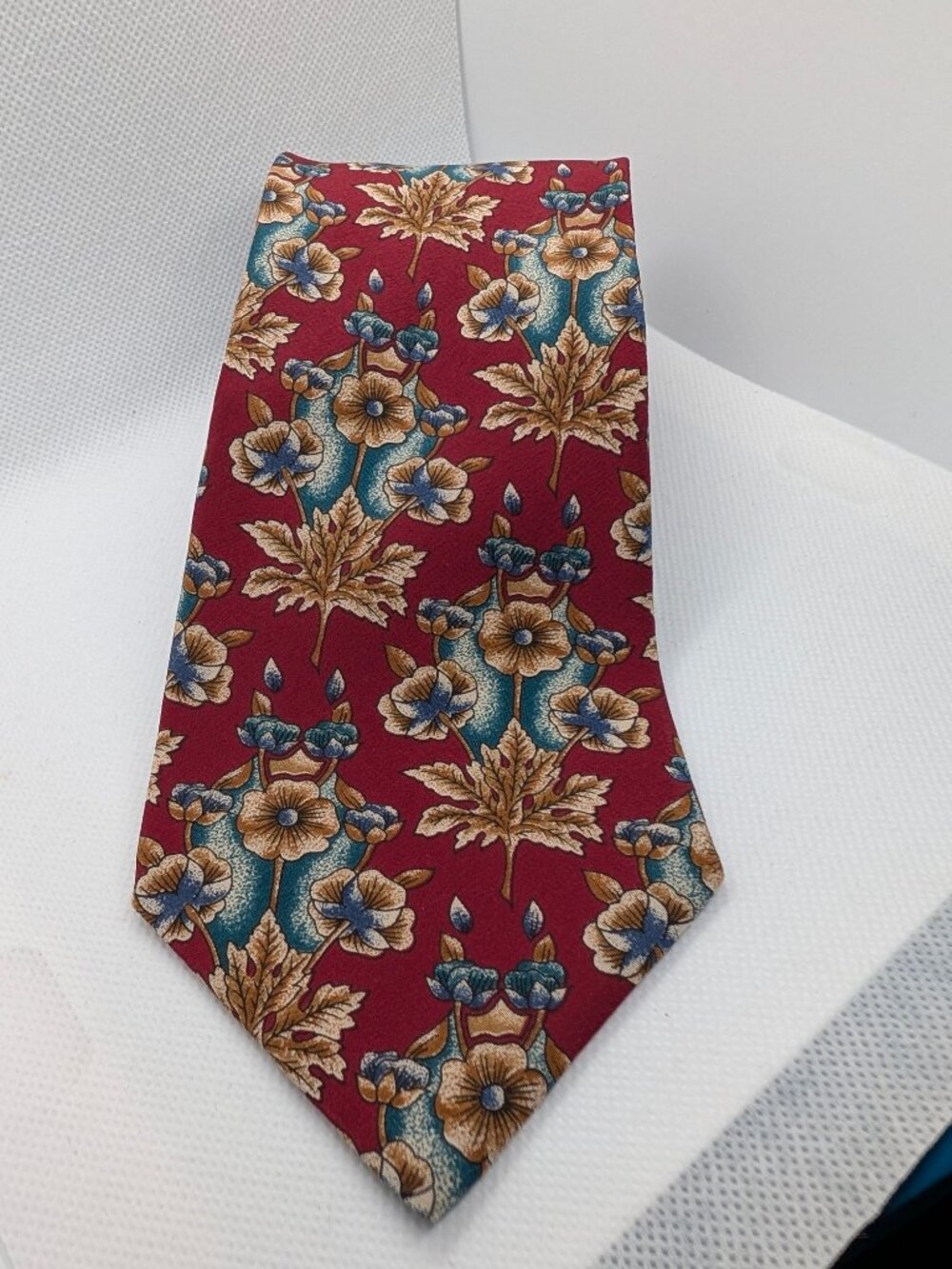 Bill Blass Men's Necktie Tie Silk Maroon Blue/Brown Leaf Floral Pattern